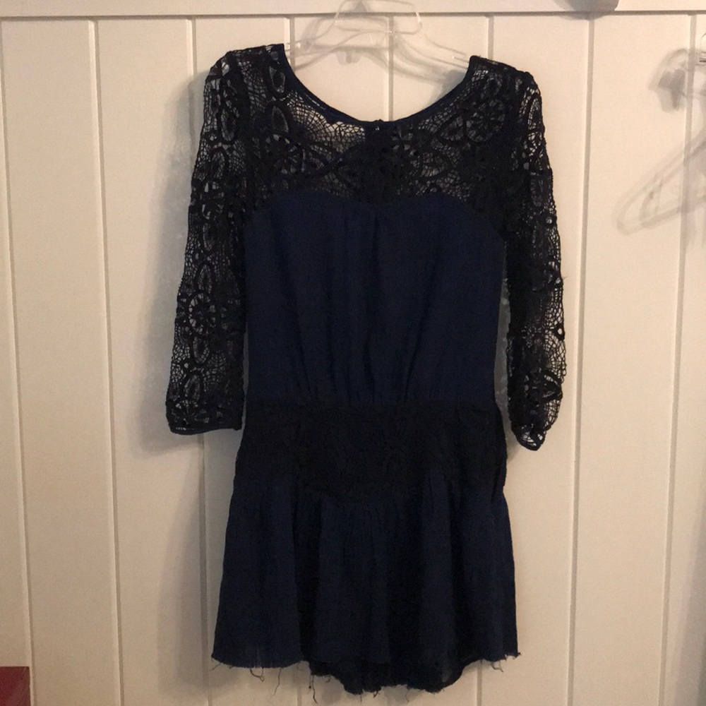 Free people navy dress with lace arms